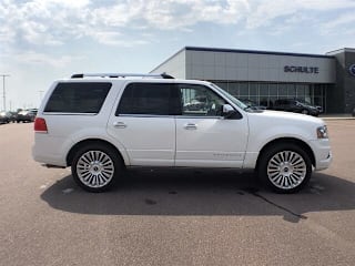 2015 Lincoln Navigator Base 5LMJJ2JT4FEJ08051 2015 Lincoln Navigator Base