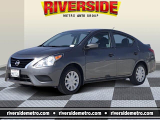 2019 Nissan Versa S Plus 3N1CN7APXKL812482 2019 Nissan Versa S Plus