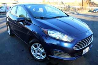 2016 Ford Fiesta 3FADP4BJ1GM112071 2016 Ford Fiesta