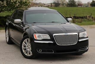 2014 Chrysler 300 C John Varvatos Limited Edition 2C3CCAJT3EH104346 2014 Chrysler 300 C John Varvatos Limited Edition