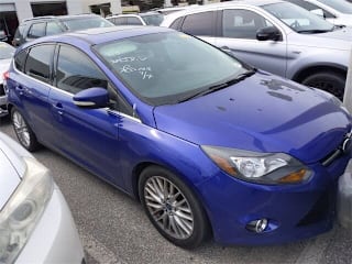 2014 Ford Focus Titanium 1FADP3N22EL127143 2014 Ford Focus Titanium