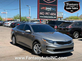 2017 Kia Optima LX 5XXGT4L38HG166764 2017 Kia Optima LX
