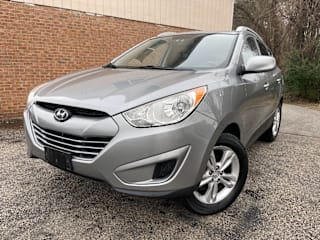 2010 Hyundai Tucson GLS KM8JU3AC4AU017859 2010 Hyundai Tucson GLS