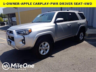 2021 Toyota 4Runner SR5 JTEMU5JR9M5855493 2021 Toyota 4Runner SR5