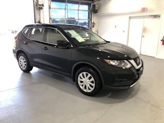 2018 Nissan Rogue S KNMAT2MV2JP544229 2018 Nissan Rogue S