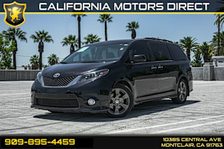 2017 Toyota Sienna SE 8-Passenger 5TDXZ3DCXHS819665 2017 Toyota Sienna SE 8-Passenger