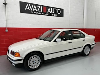 1993 BMW 3 Series 325i WBACB3310PFE14626 1993 BMW 3 Series 325i