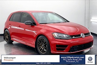 2017 Volkswagen Golf R Base WVWVF7AU0HW169796 2017 Volkswagen Golf R Base