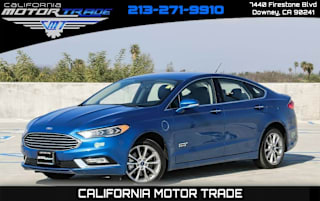 2017 Ford Fusion Energi 3FA6P0SU9HR368006 2017 Ford Fusion Energi
