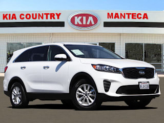 2019 Kia Sorento LX 5XYPG4A39KG464217 2019 Kia Sorento LX