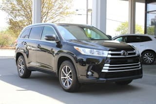 2017 Toyota Highlander 5TDKZRFH8HS226408 2017 Toyota Highlander