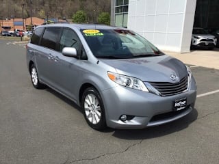 2013 Toyota Sienna XLE 7-Passenger 5TDDK3DC9DS062582 2013 Toyota Sienna XLE 7-Passenger
