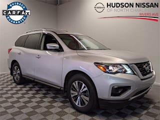 2017 Nissan Pathfinder S 5N1DR2MN1HC698875 2017 Nissan Pathfinder S