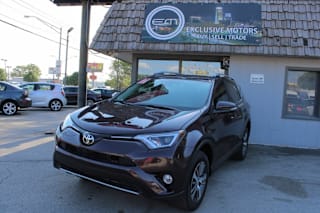 2017 Toyota RAV4 XLE 2T3WFREVXHW394454 2017 Toyota RAV4 XLE