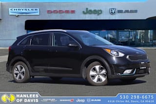 2018 Kia Niro Plug-In Hybrid LX KNDCM3LDXJ5163888 2018 Kia Niro Plug-In Hybrid LX