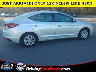 2019 Hyundai Elantra KMHD74LF7KU768215 2019 Hyundai Elantra