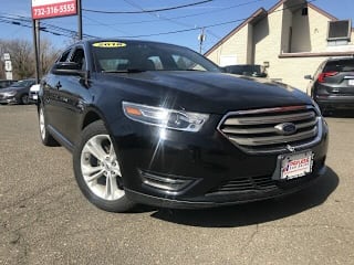 2018 Ford Taurus 1FAHP2H84JG136750 2018 Ford Taurus