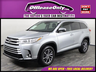2019 Toyota Highlander XLE 5TDKZRFH2KS560702 2019 Toyota Highlander XLE