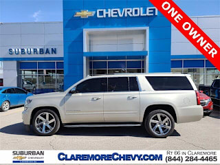 2016 Chevrolet Suburban 1GNSKJKC9GR127827 2016 Chevrolet Suburban