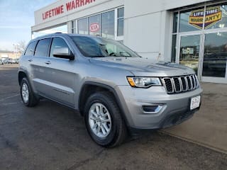 2019 Jeep Grand Cherokee Laredo 1C4RJFAG1KC706267 2019 Jeep Grand Cherokee Laredo
