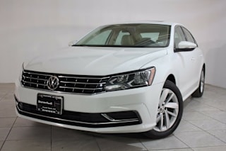 2018 Volkswagen Passat 2.0T SE 1VWBA7A30JC030555 2018 Volkswagen Passat 2.0T SE