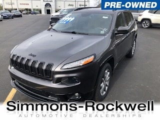 2018 Jeep Cherokee Latitude 1C4PJMCB8JD600016 2018 Jeep Cherokee Latitude