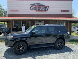 2016 Toyota 4Runner SR5 JTEBU5JR9G5383369 2016 Toyota 4Runner SR5