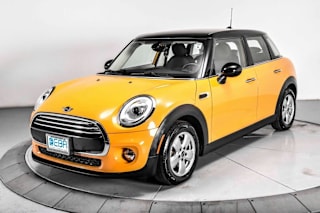 2018 MINI Hardtop 4 Door WMWXU1C54J2F81587 2018 MINI Hardtop 4 Door