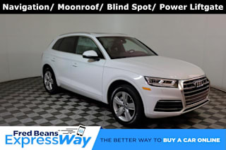 2019 Audi Q5 2.0T quattro Premium Plus WA1BNAFY4K2072821 2019 Audi Q5 2.0T quattro Premium Plus