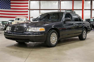 2004 Ford Crown Victoria 2FAFP71W04X173435 2004 Ford Crown Victoria