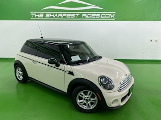2013 MINI Cooper Cooper WMWSU3C55DT546929 2013 MINI Cooper Cooper