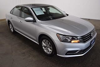 2018 Volkswagen Passat 1VWAA7A36JC036551 2018 Volkswagen Passat