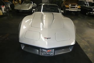 1981 Chevrolet Corvette Base 1G1AY876XB5107187 1981 Chevrolet Corvette Base