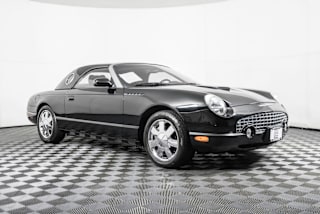 2002 Ford Thunderbird Deluxe 1FAHP60A32Y131539 2002 Ford Thunderbird Deluxe
