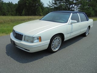 1999 Cadillac DeVille Concours 1G6KF549XXU782231 1999 Cadillac DeVille Concours
