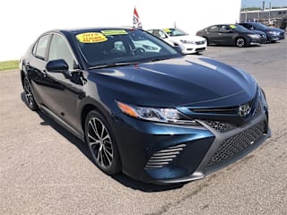 2019 Toyota Camry SE 4T1B11HK1KU688356 2019 Toyota Camry SE