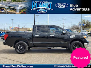 2017 Nissan Titan 1N6AA1E59HN514792 2017 Nissan Titan