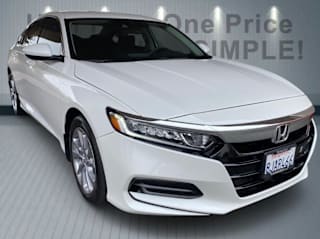 2018 Honda Accord LX 1HGCV1F13JA046083 2018 Honda Accord LX
