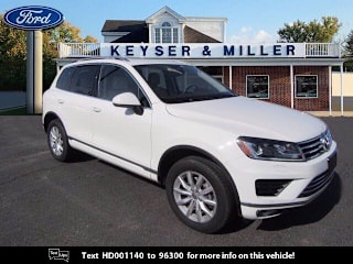 2017 Volkswagen Touareg V6 Sport WVGEF7BP9HD001140 2017 Volkswagen Touareg V6 Sport