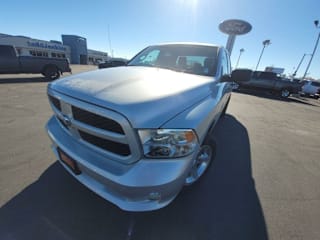 2017 Ram Pickup 1500 1C6RR7FG4HS793563 2017 Ram Pickup 1500