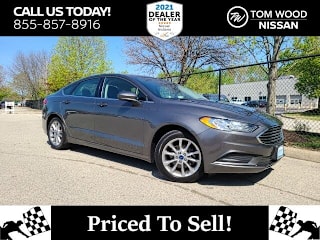 2017 Ford Fusion SE 3FA6P0H74HR237583 2017 Ford Fusion SE