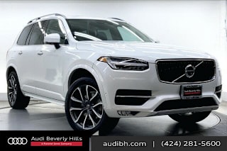 2018 Volvo XC90 T5 Momentum 7-Passenger YV4102PK4J1358864 2018 Volvo XC90 T5 Momentum 7-Passenger