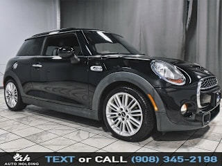 2016 MINI Hardtop 2 Door WMWXP7C57G2C60582 2016 MINI Hardtop 2 Door