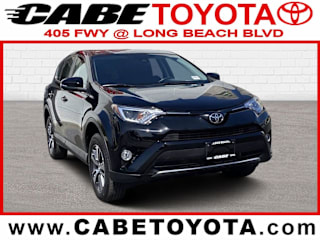 2018 Toyota RAV4 XLE 2T3WFREV4JW446604 2018 Toyota RAV4 XLE