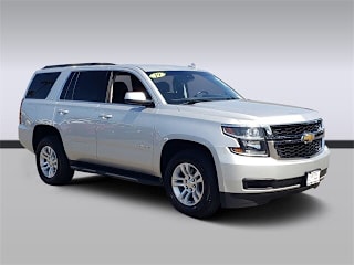2019 Chevrolet Tahoe LT 1GNSKBKC1KR366495 2019 Chevrolet Tahoe LT