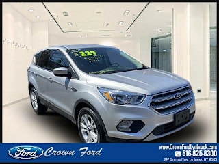 2017 Ford Escape SE 1FMCU9GD7HUB47981 2017 Ford Escape SE