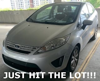 2013 Ford Fiesta SE 3FADP4BJ8DM118610 2013 Ford Fiesta SE