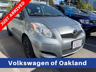 2010 Toyota Yaris Base JTDJT4K30A5324676 2010 Toyota Yaris Base