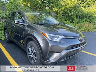 2018 Toyota RAV4 LE JTMBFREV9JJ734017 2018 Toyota RAV4 LE