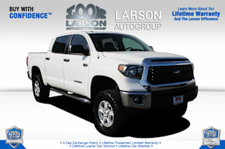 2018 Toyota Tundra SR5 5TFDW5F16JX743896 2018 Toyota Tundra SR5